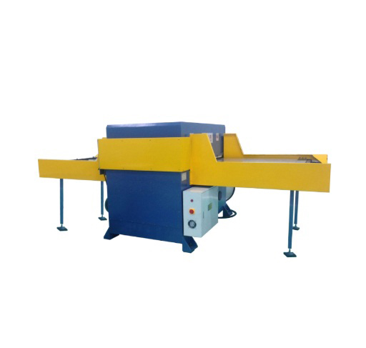 150T雙邊機(jī)械手拿料四柱裁斷機(jī)