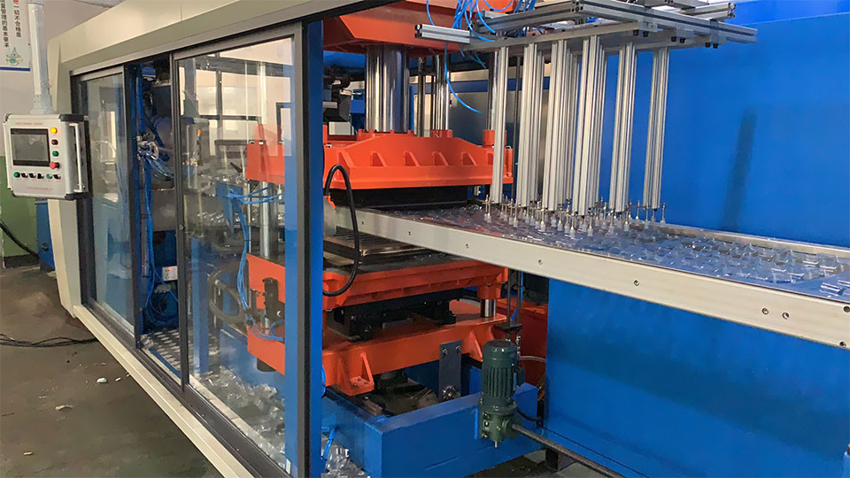 全自動吸塑負壓一體機